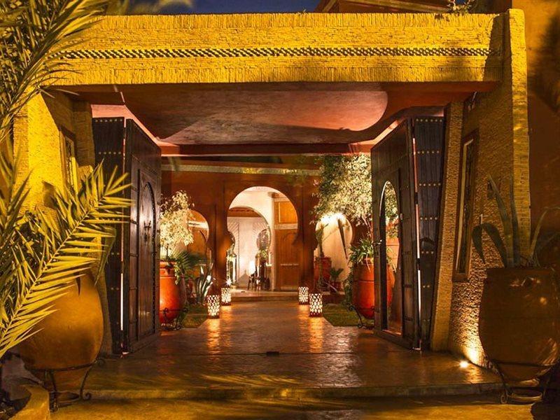 رياد Palais El Miria & Dar Caïd Layadi
